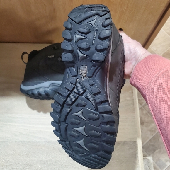 The North Face Storm Strike II Wp Boots Hiking Waterproof. Mens 10. Black Gray. main image 6